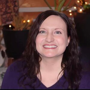 Meet your Posher, Lori